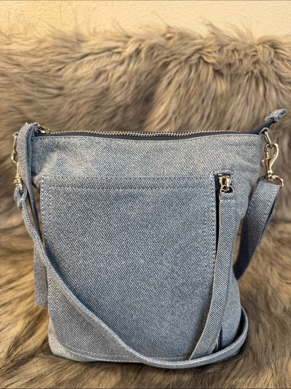 Carla Mancini Casual Denim Crossbody Bag - Light Blue